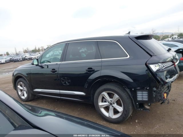 Audi Q7 | 14