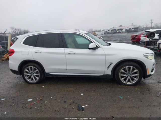 BMW X3 | 12