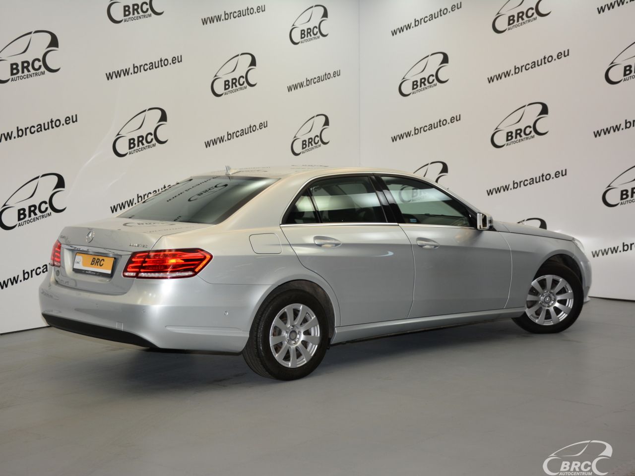 Mercedes-Benz E220 | 1