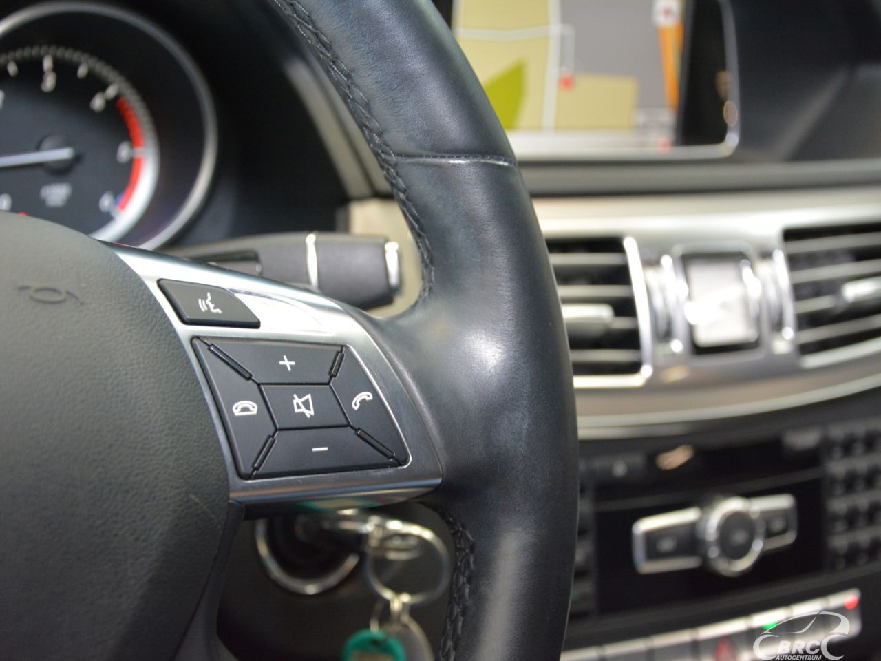 Mercedes-Benz E220 | 25