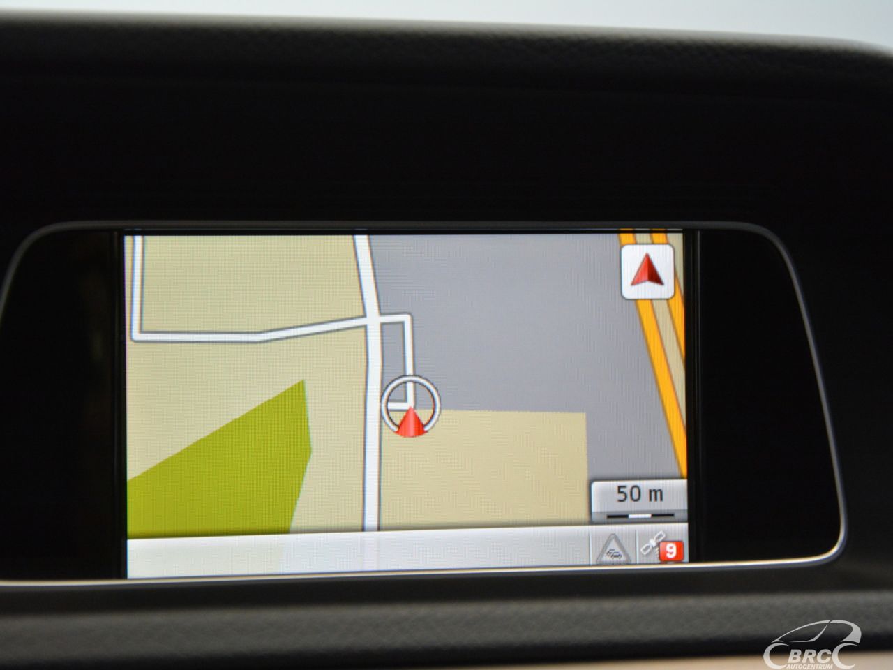 Mercedes-Benz E220 | 30