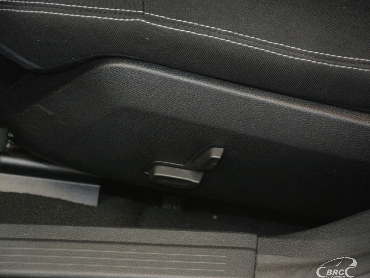 Mercedes-Benz E220 | 18