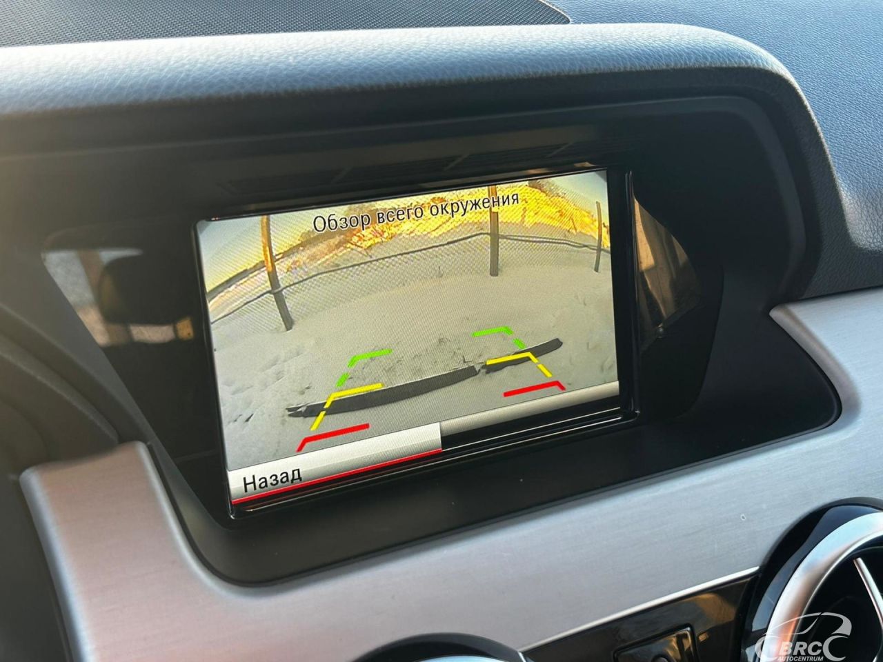 Mercedes-Benz GLK350 | 23