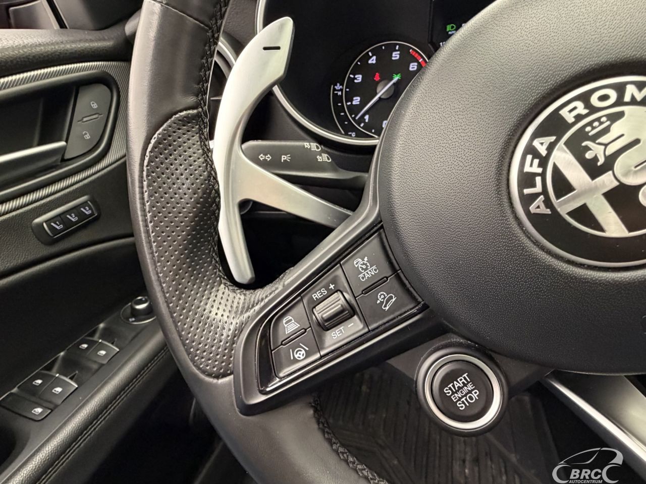 Alfa Romeo Stelvio | 35