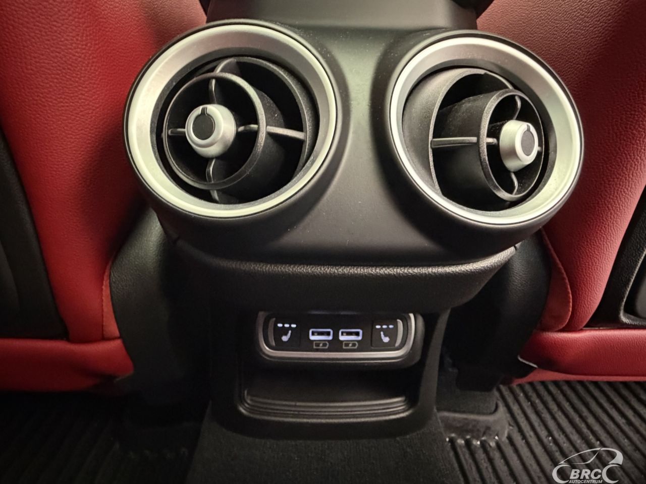 Alfa Romeo Stelvio | 15