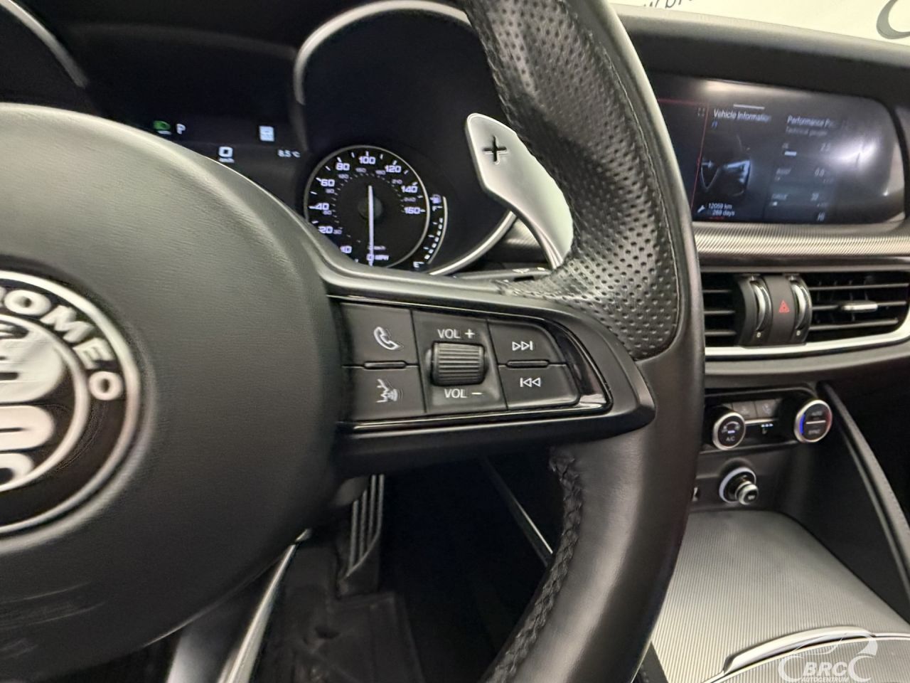 Alfa Romeo Stelvio | 31