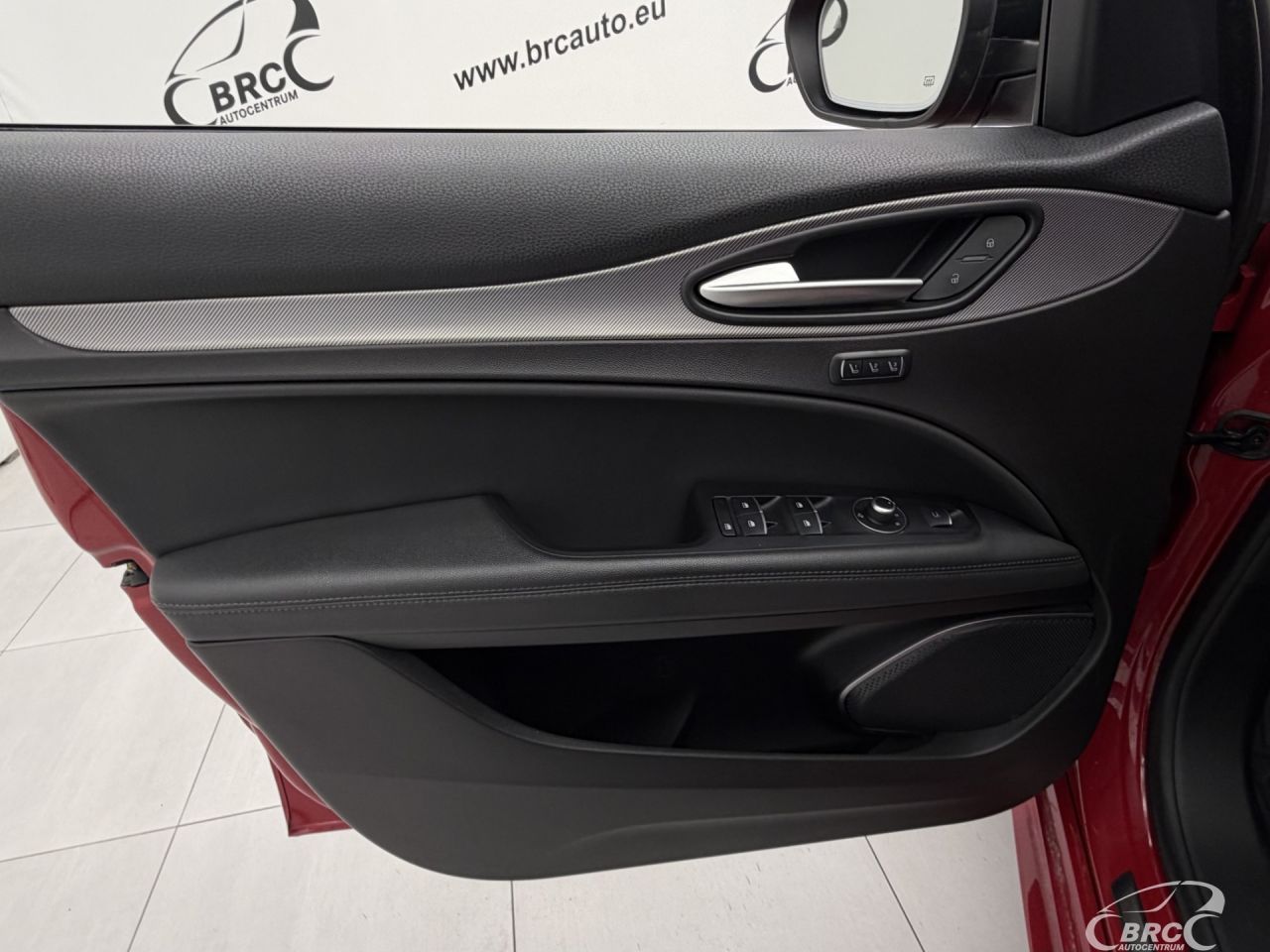 Alfa Romeo Stelvio | 22