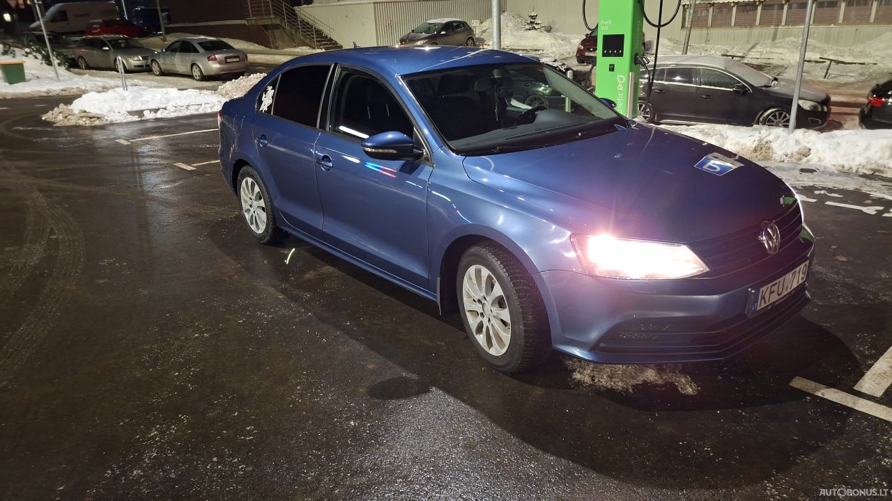 Volkswagen Jetta | 2