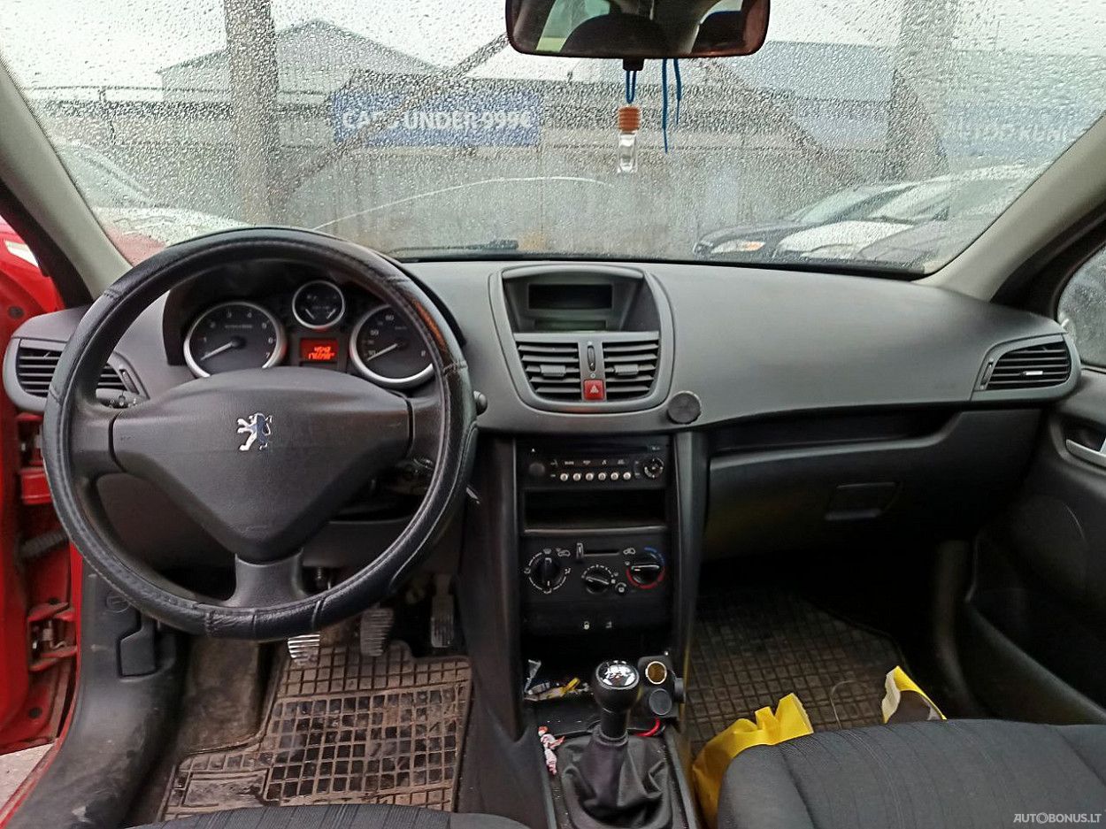 Peugeot 207 | 4