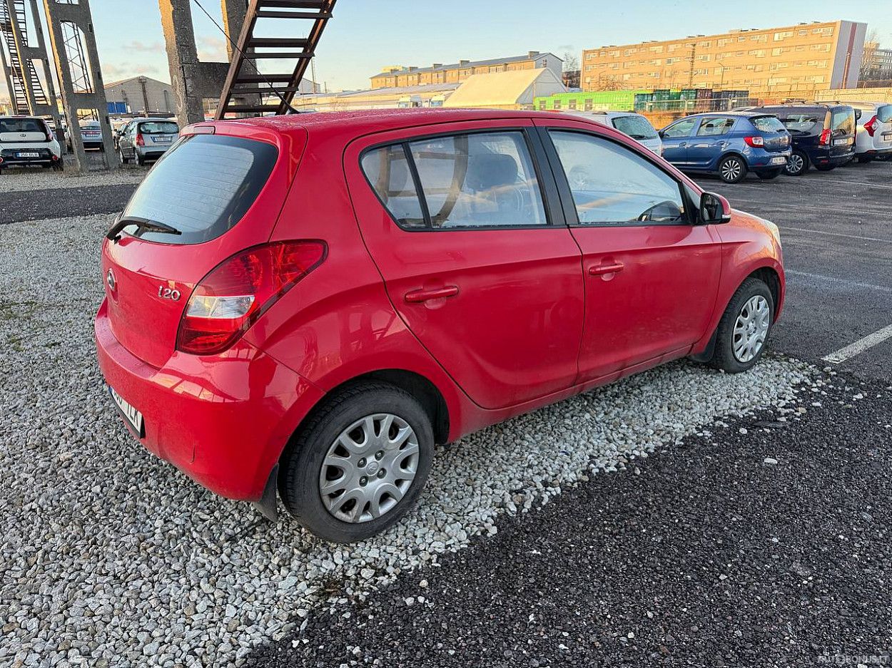 Hyundai i20 | 2
