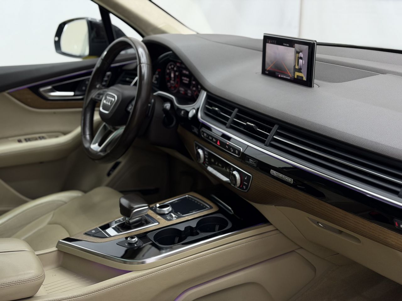 Audi Q7 | 16