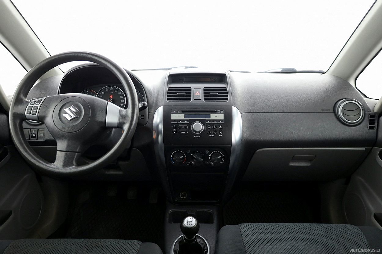 Suzuki SX4 | 4