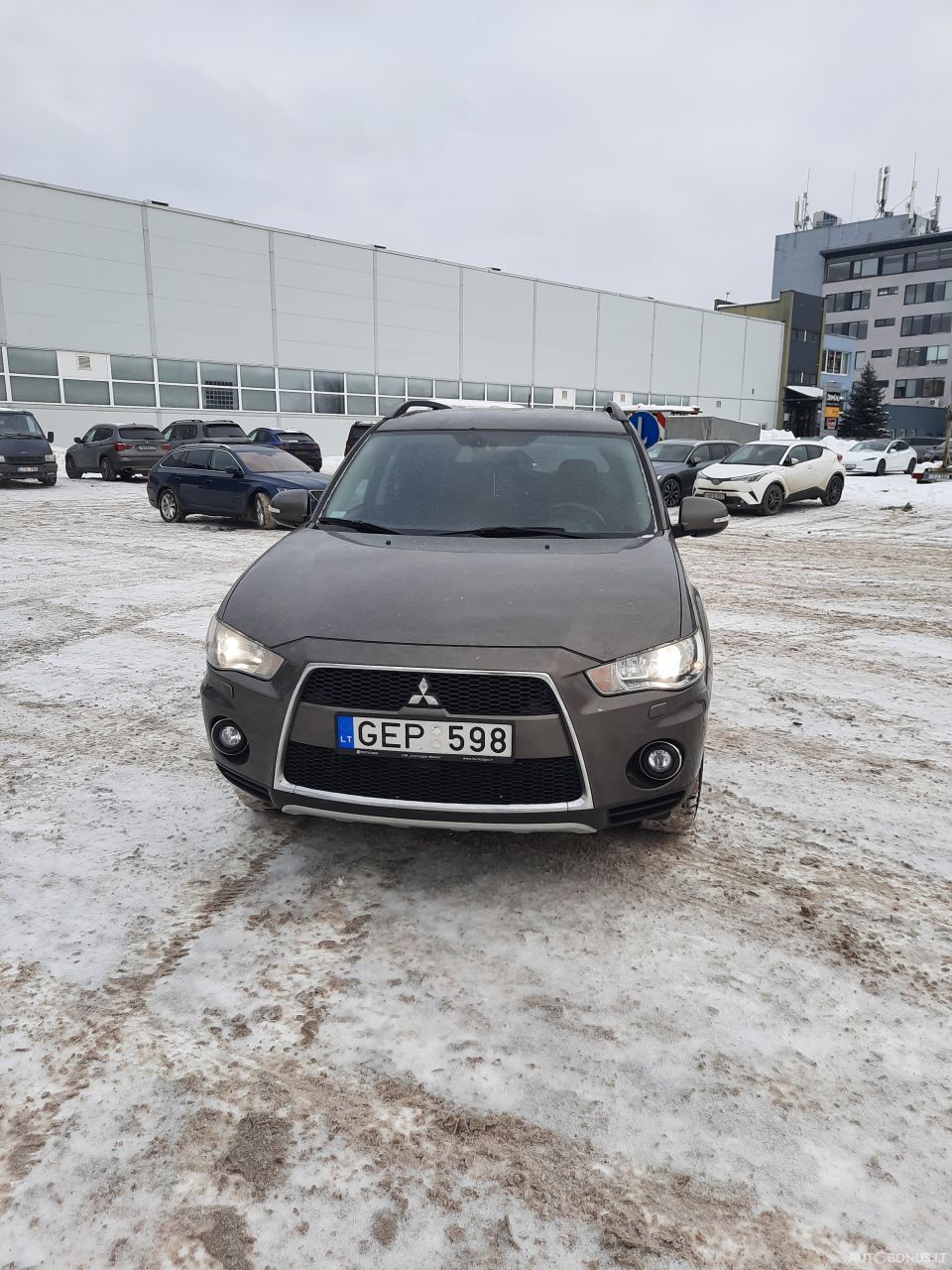 Mitsubishi Outlander | 9