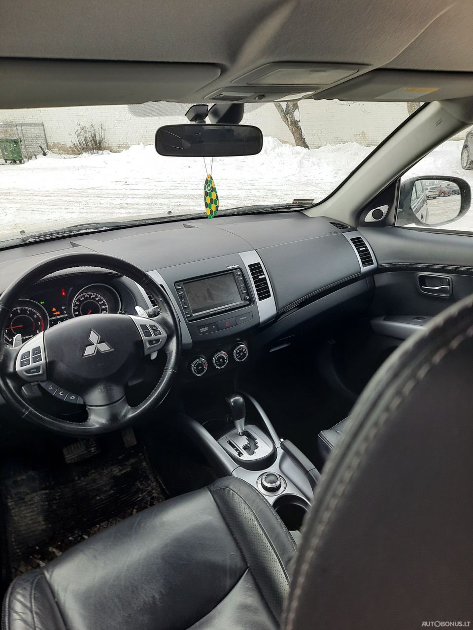 Mitsubishi Outlander | 18