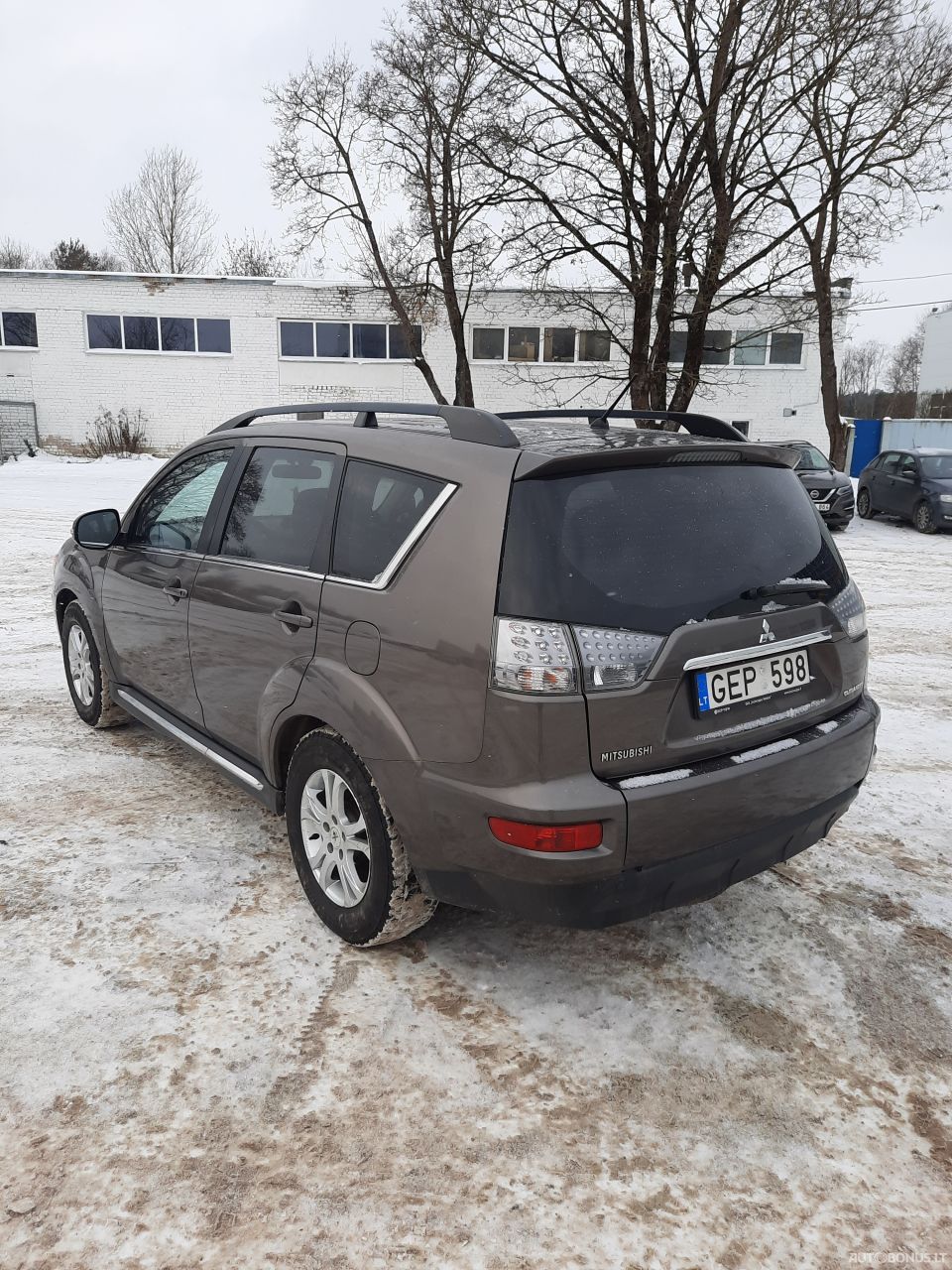 Mitsubishi Outlander | 1