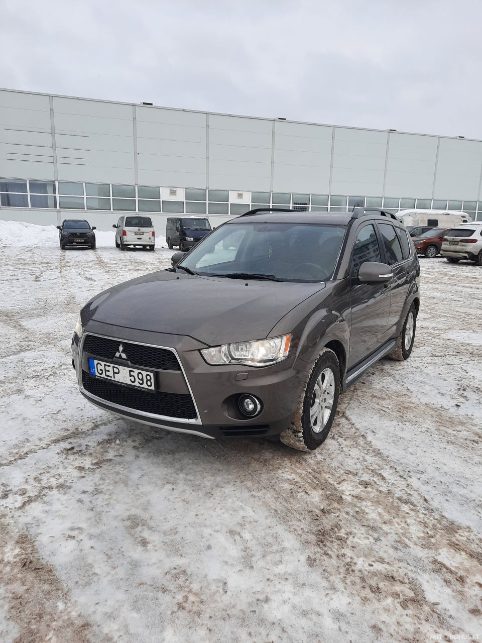 Mitsubishi Outlander | 10