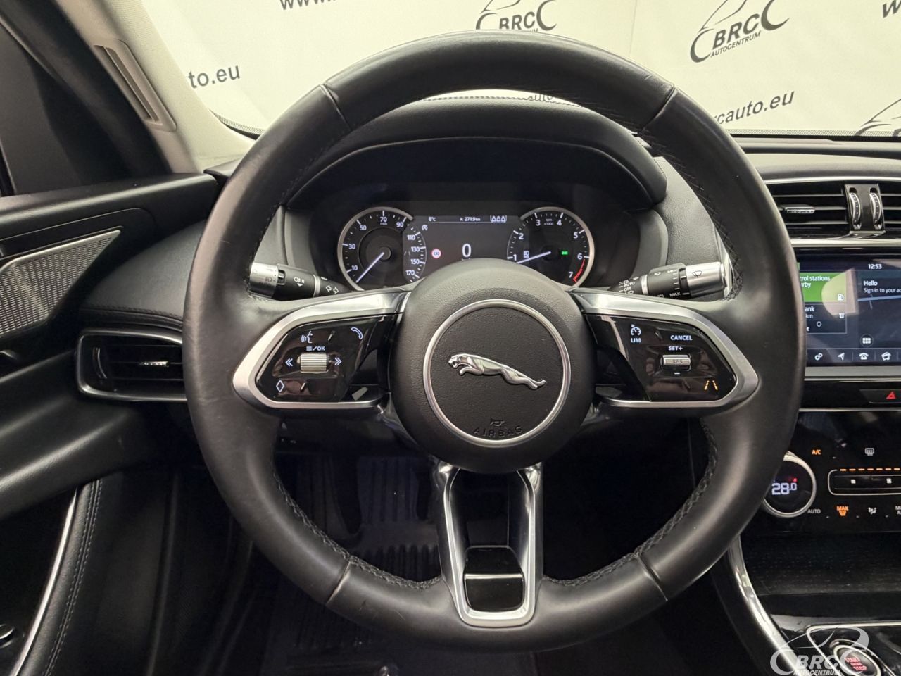 Jaguar XE | 29