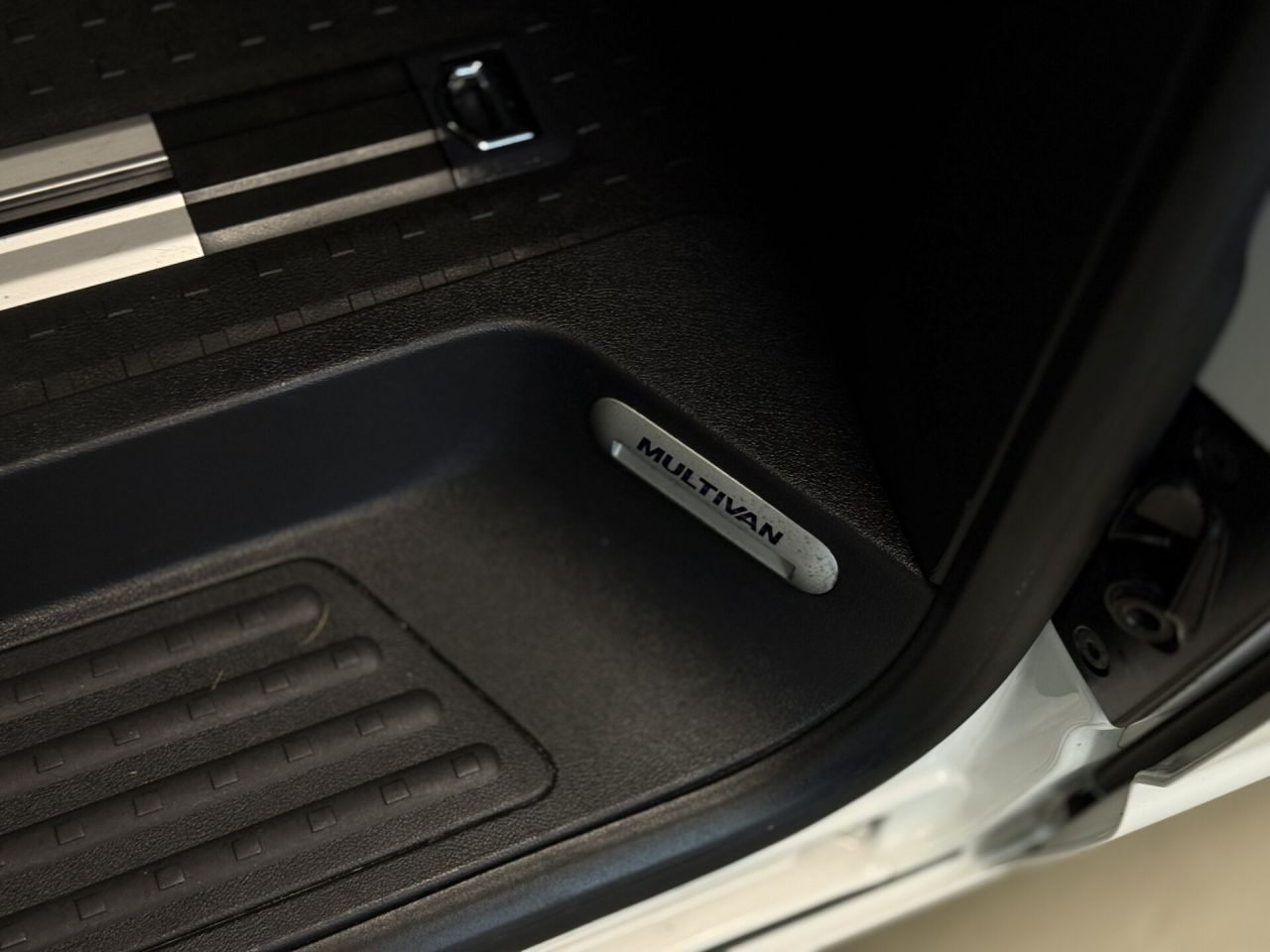 Volkswagen Multivan | 17