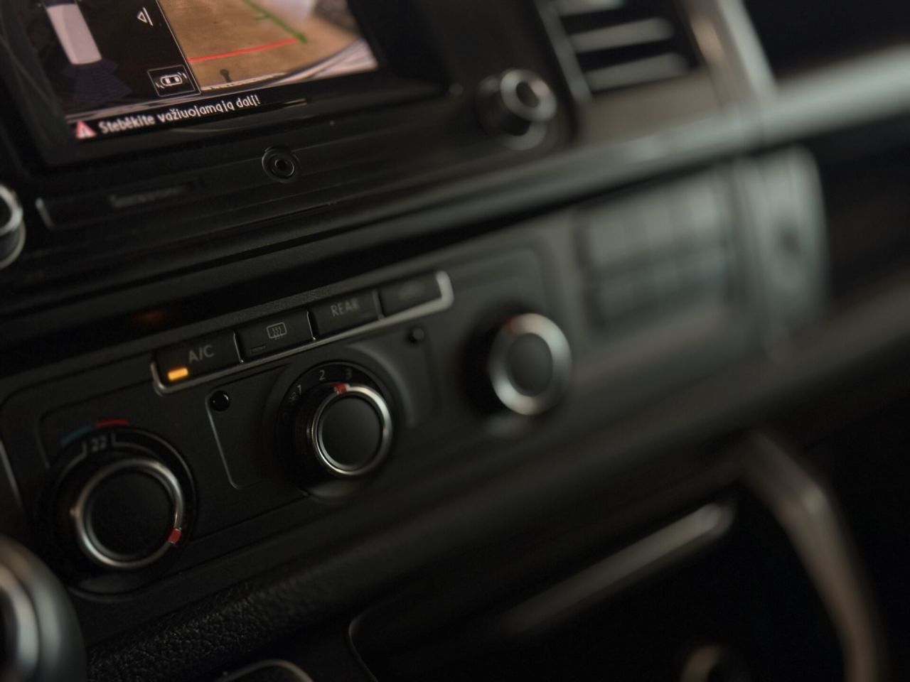 Volkswagen Multivan | 11