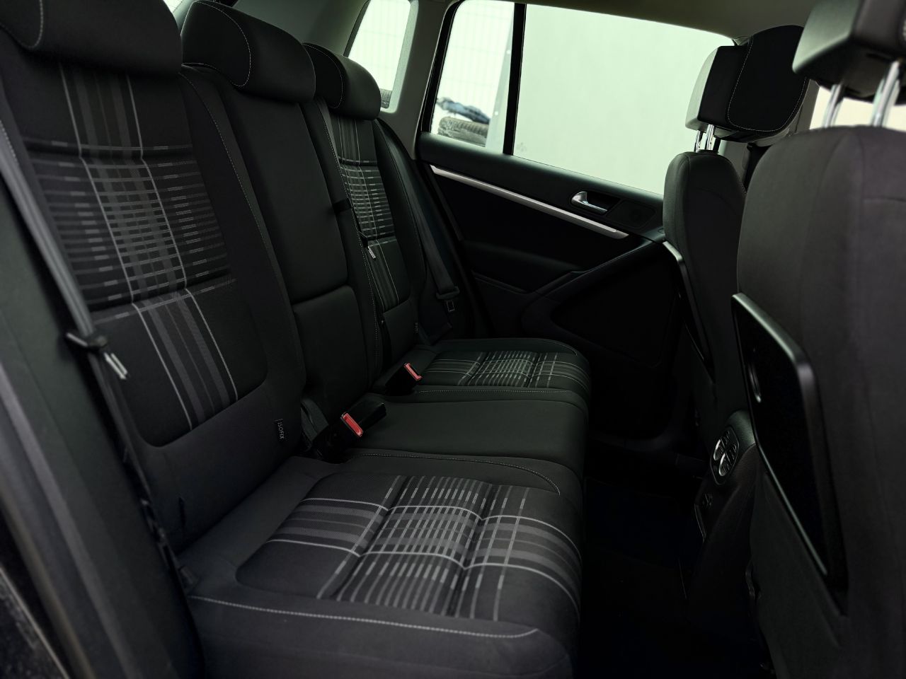 Volkswagen Tiguan | 11