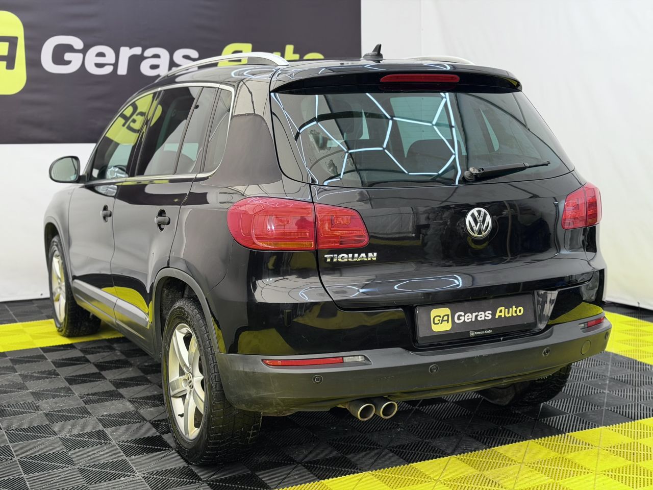 Volkswagen Tiguan | 5
