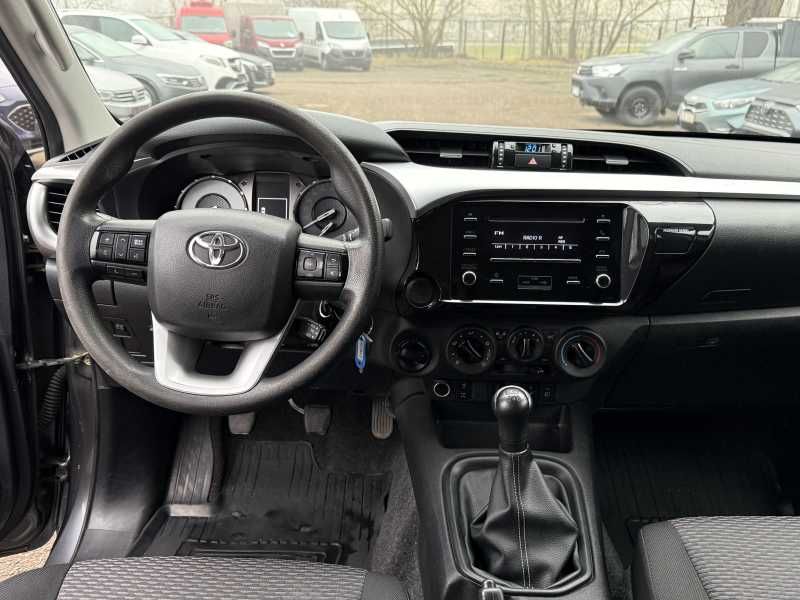 Toyota Hilux | 7