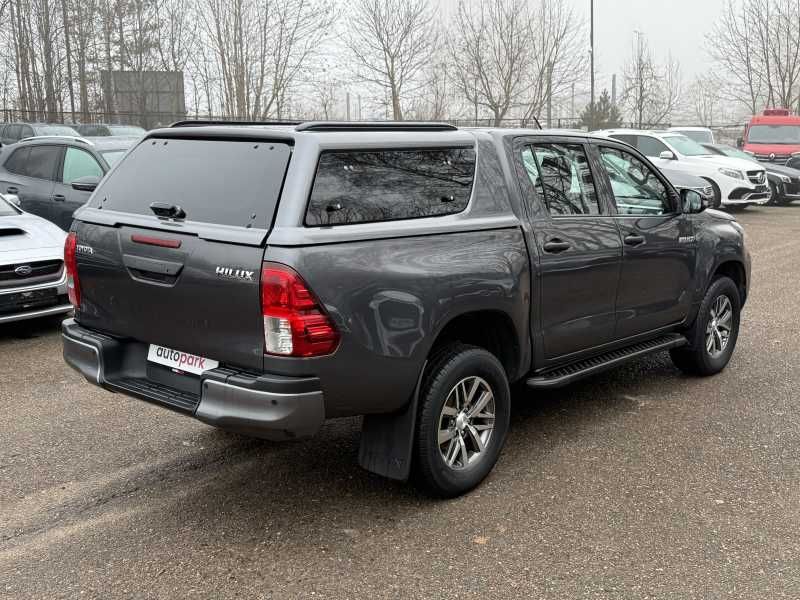 Toyota Hilux | 2