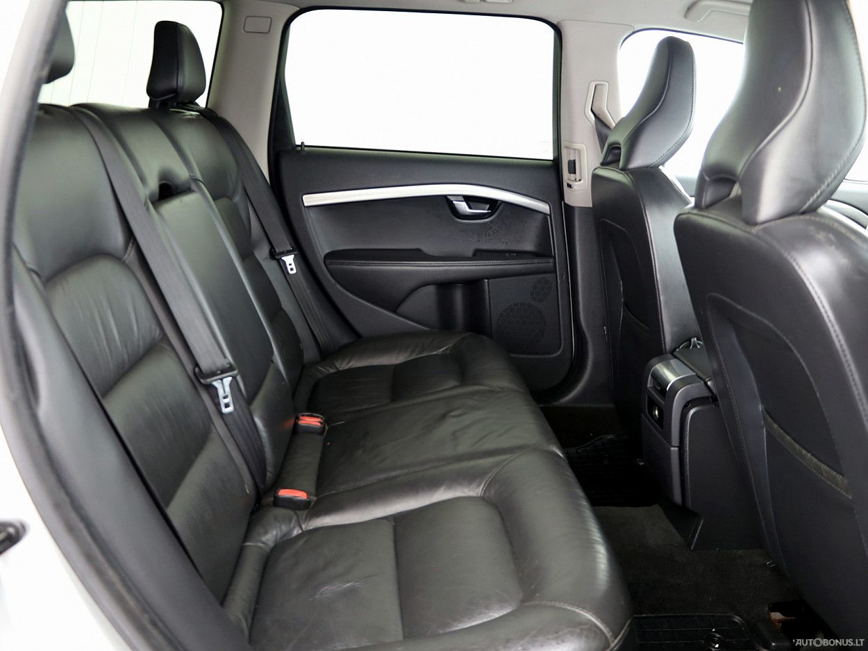 Volvo V70 | 6