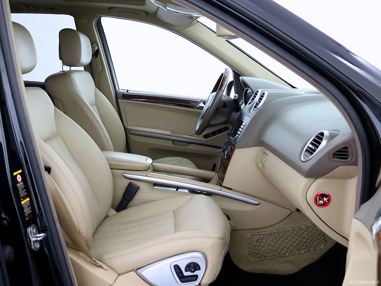 Mercedes-Benz ML500 | 5