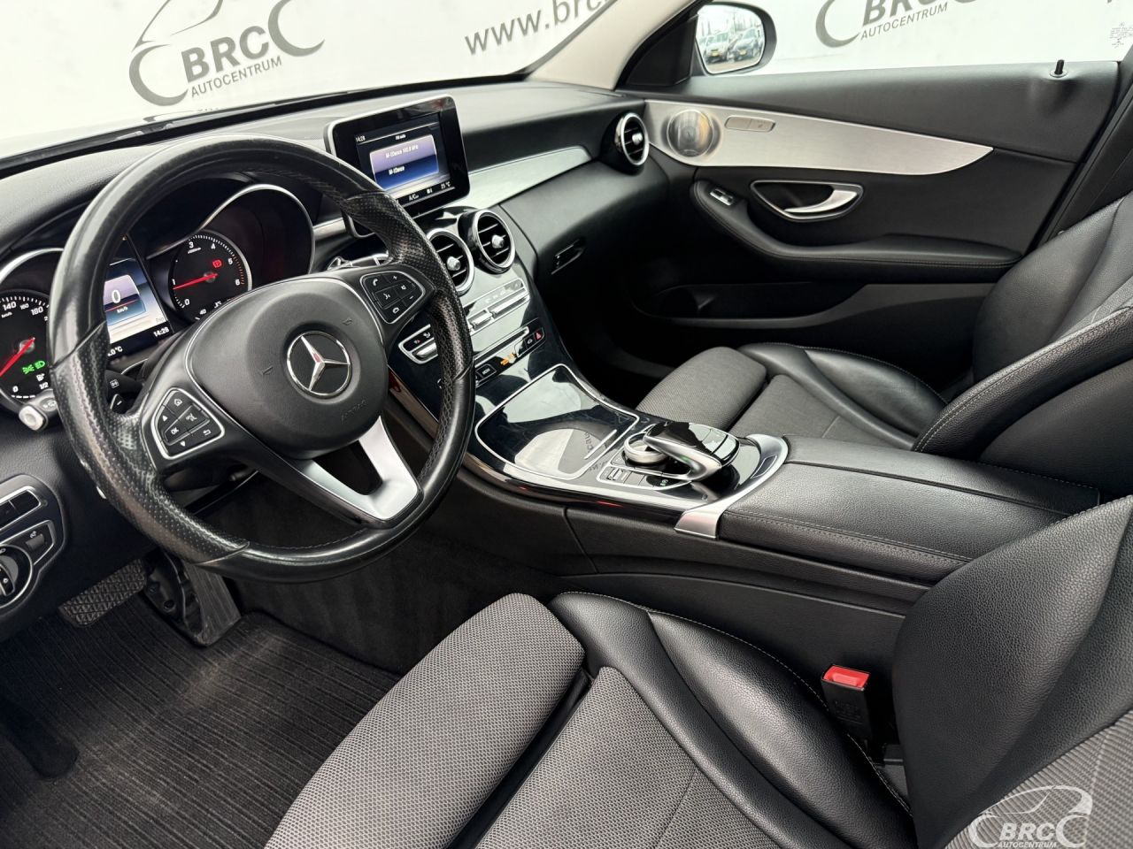 Mercedes-Benz C250 | 21