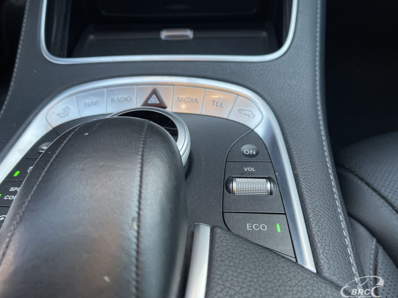 Mercedes-Benz S350 | 25