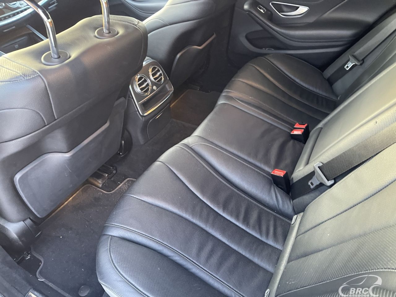 Mercedes-Benz S350 | 12