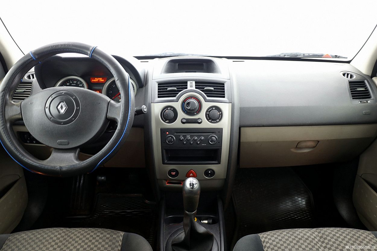 Renault Megane | 4