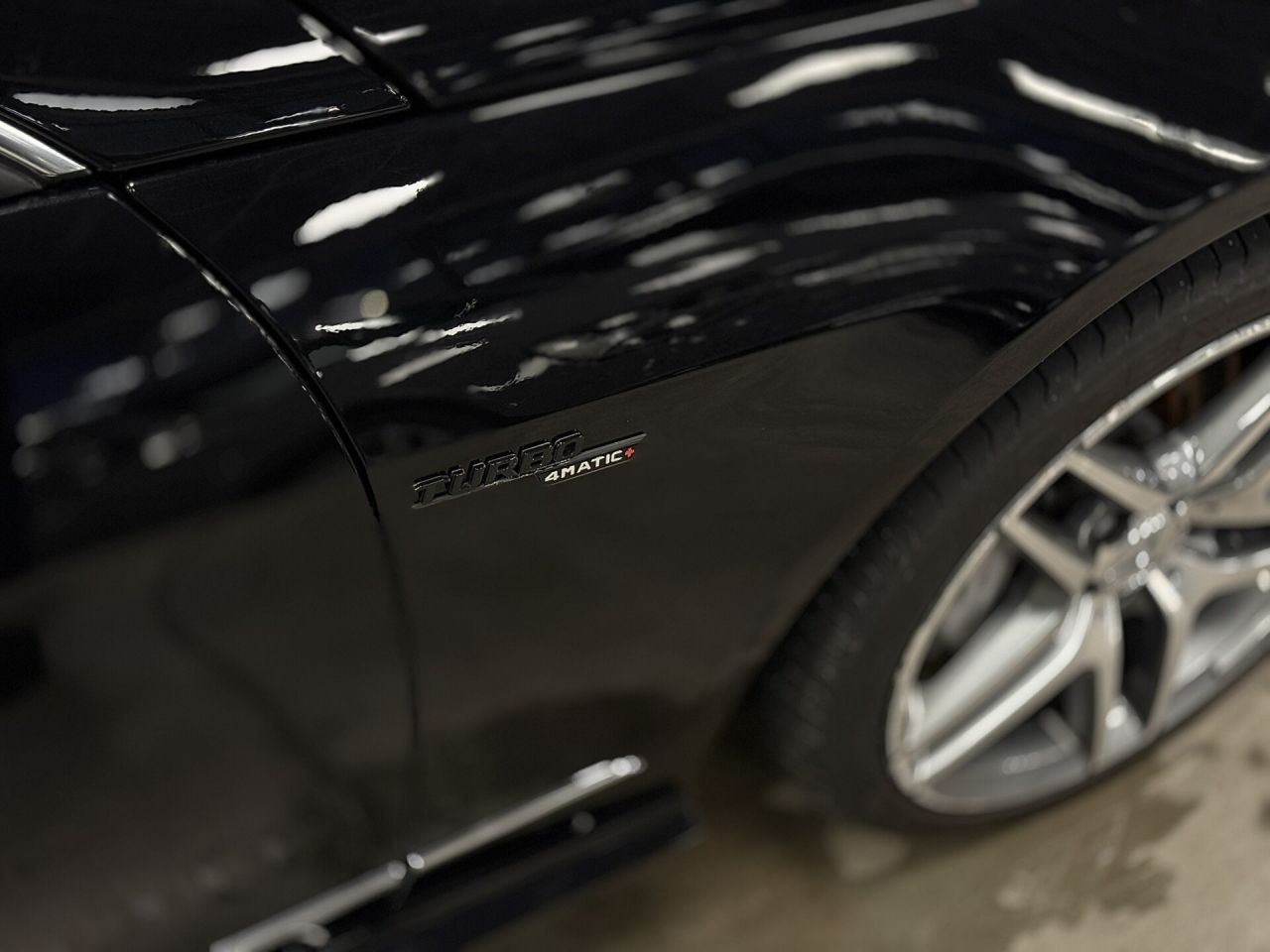 Mercedes-Benz E350 | 35