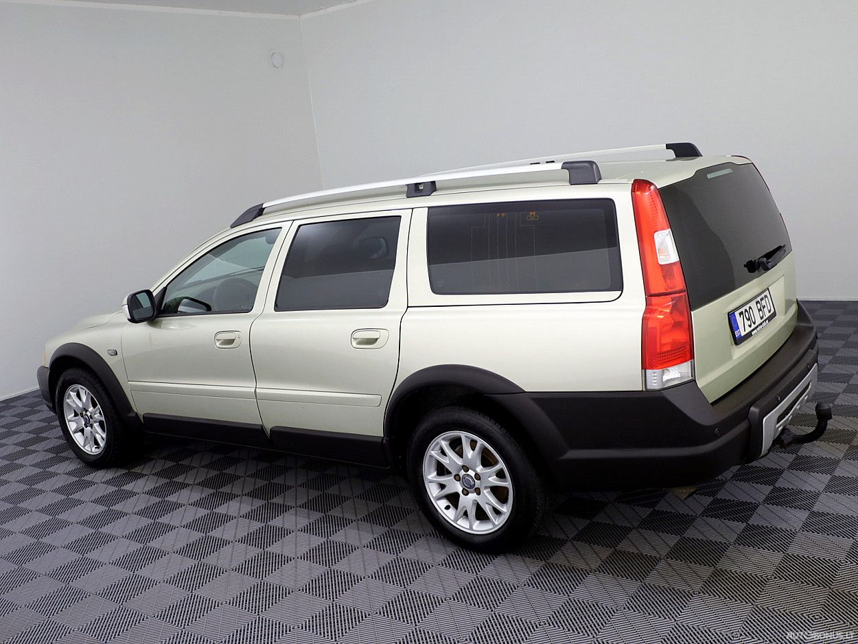 Volvo XC70 | 3