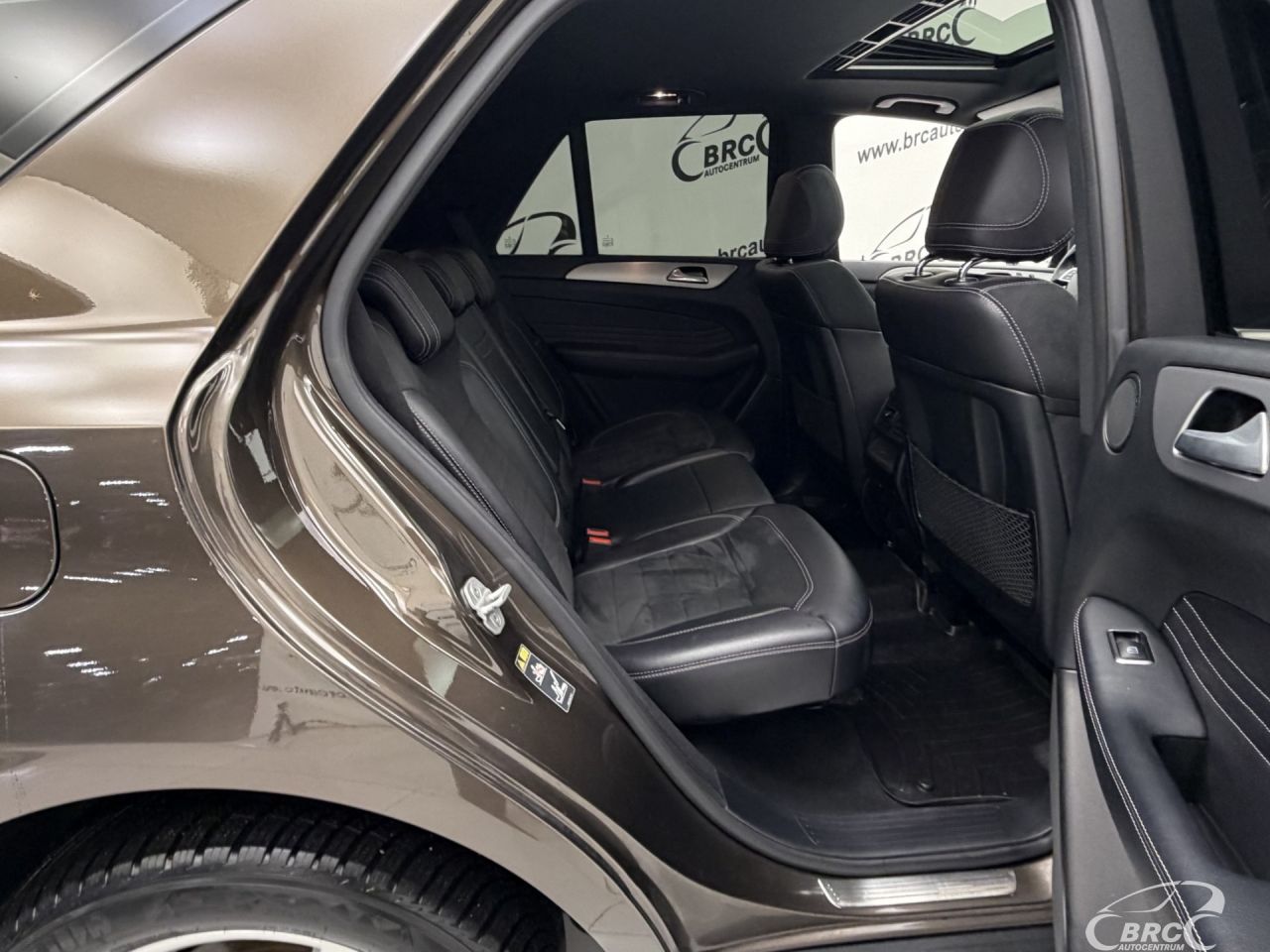 Mercedes-Benz ML350 | 9