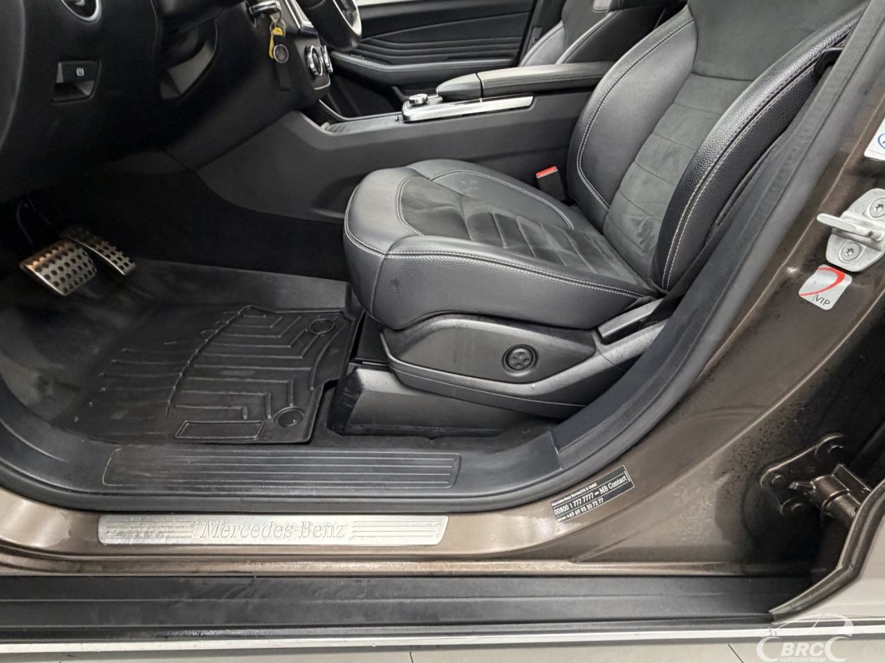 Mercedes-Benz ML350 | 22