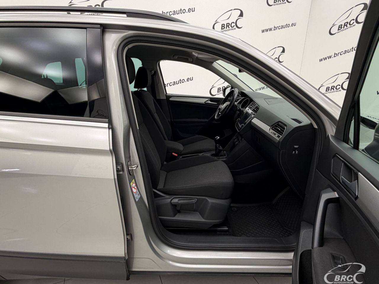 Volkswagen Tiguan | 3