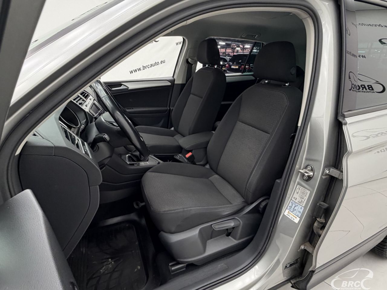 Volkswagen Tiguan | 22