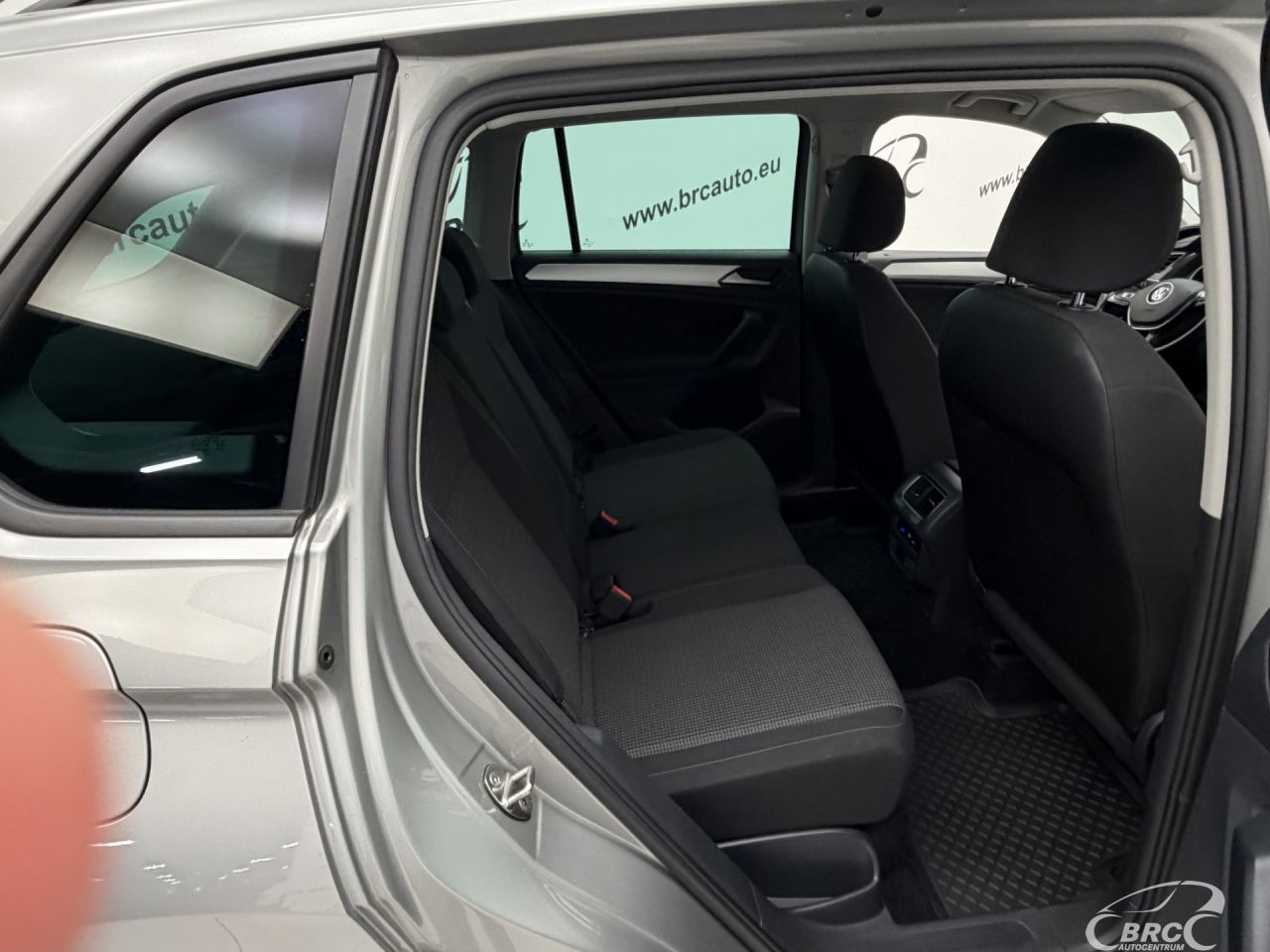 Volkswagen Tiguan | 9
