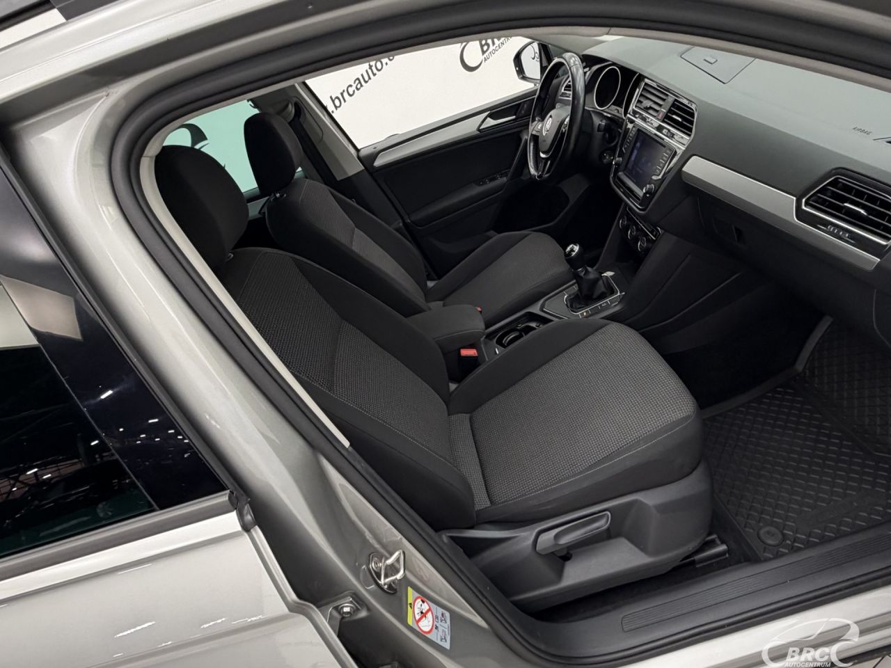 Volkswagen Tiguan | 4