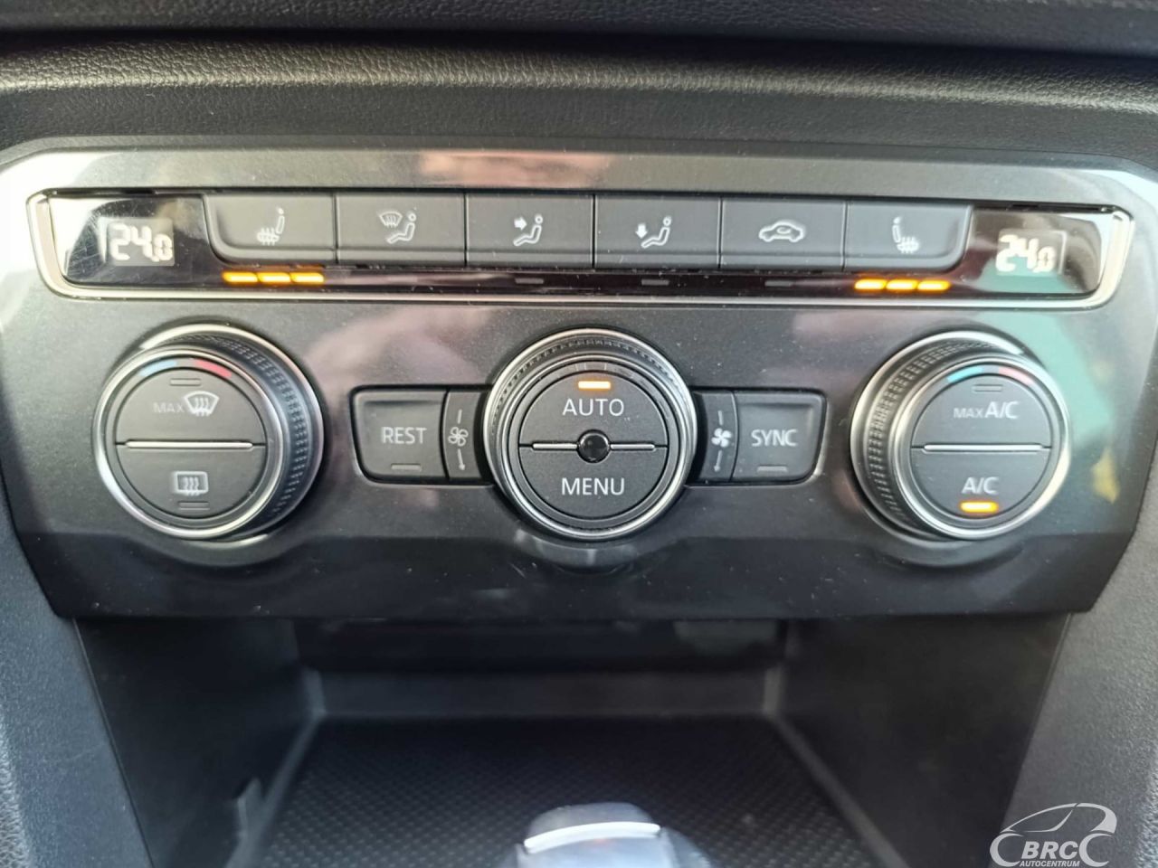 Volkswagen Tiguan | 21