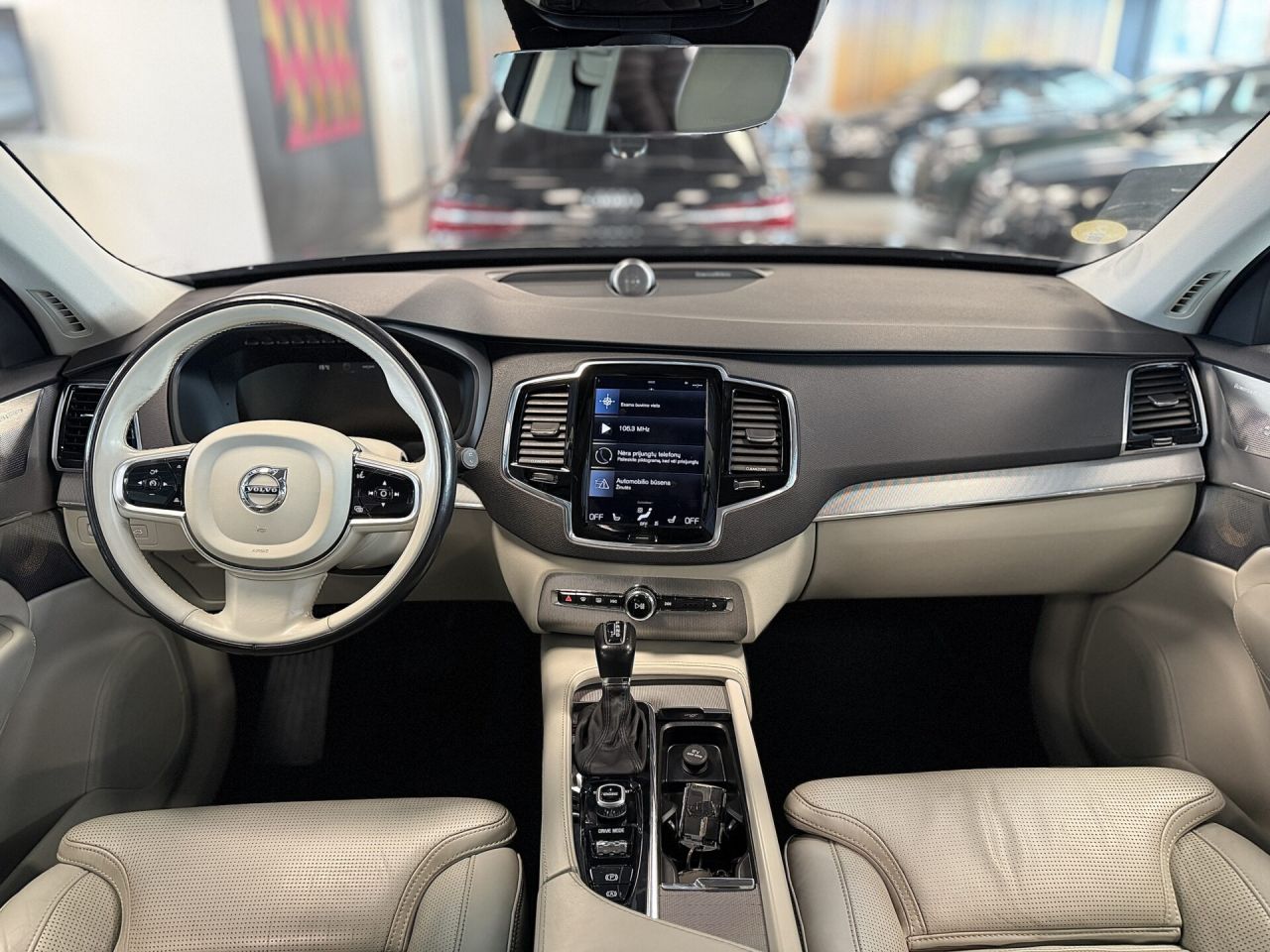 Volvo XC90 | 5