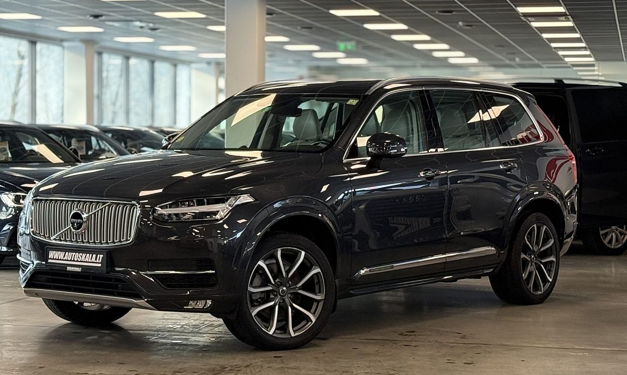 Volvo XC90 | 30