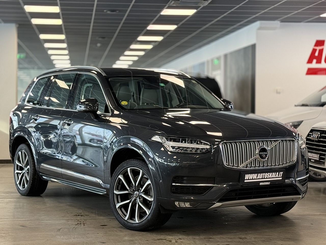Volvo XC90 | 31