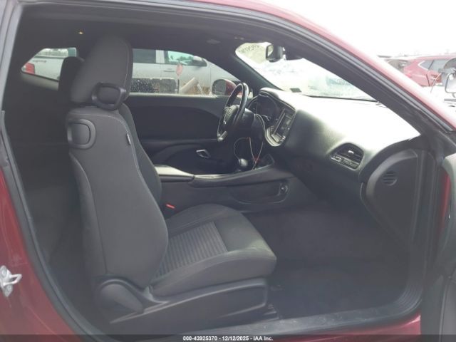 Dodge Challenger | 4