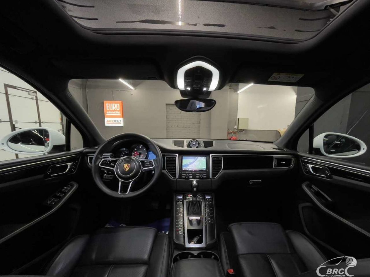 Porsche Macan | 10
