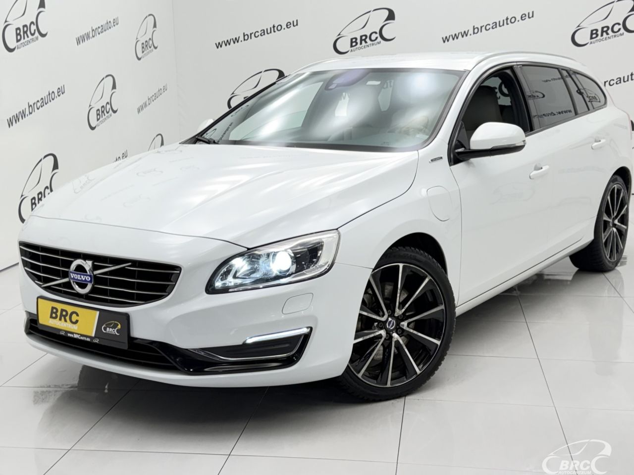 Volvo V60 | 37