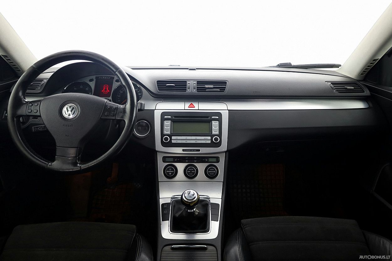 Volkswagen Passat | 4