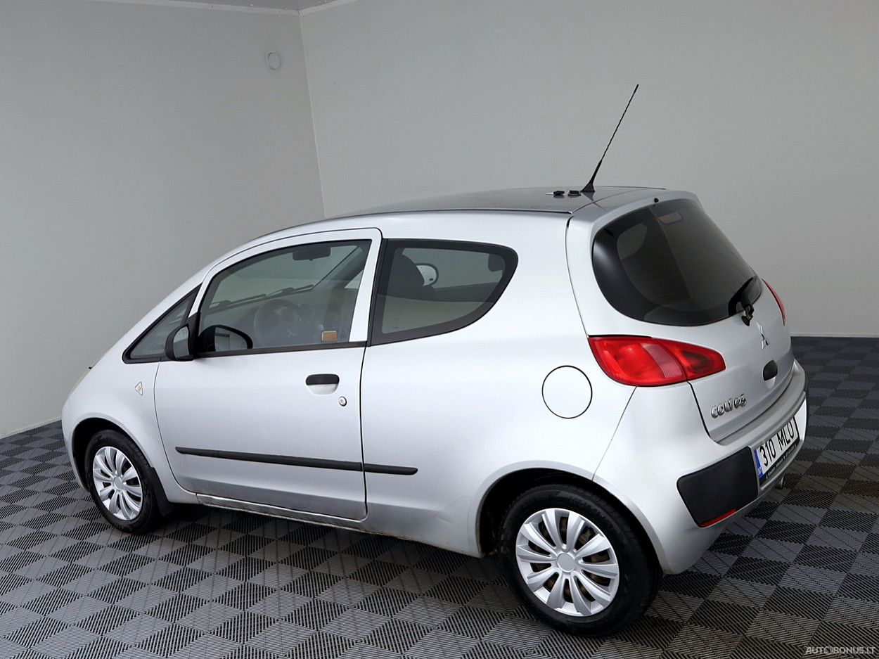 Mitsubishi Colt | 3